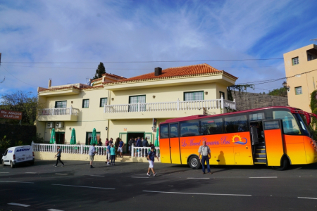 Ekskursijas autobuss