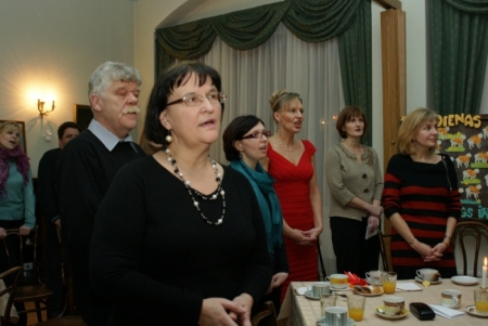 Dziedam dziesmu