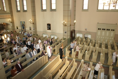 Iesvētamo procesija