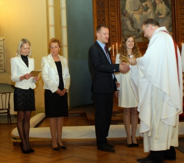 Apliecību saņemot