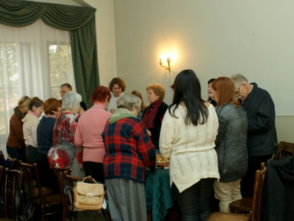 Pateicību pienesam Tev, Dievs, visa devējam.
