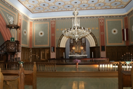 Jaunpiebalgas baznīca