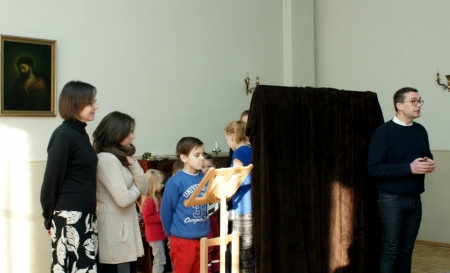 Un tagad skatīsimies Svētdienas skolas bērnu iestudēto lugu 