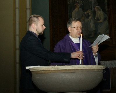 Kristību ūdens svētīšana