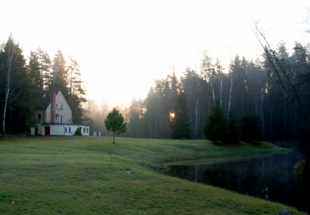 Rīts Satekās