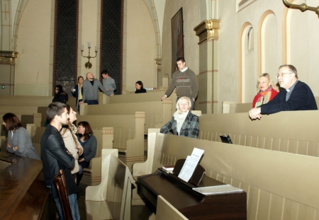 Baznīcas koros