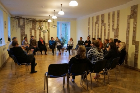 Diskusija pēc vakariņām