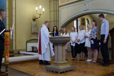 Kristību/Iesvētību dievkalpojums