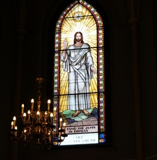 Vitrāžas Sv. Annas baznīcā