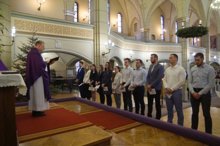 Iesvētības 3. Adventē