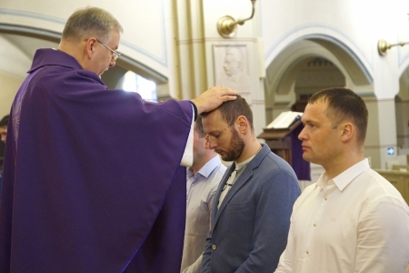 Iesvētības 3. Adventē