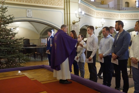 Iesvētības 3. Adventē