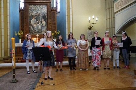 Dzied māmiņi ansamblis