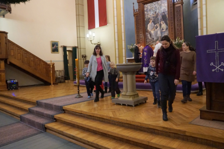 2. Adventes dievkalpojums