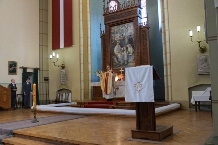 Lieldienu dievkalpojums
