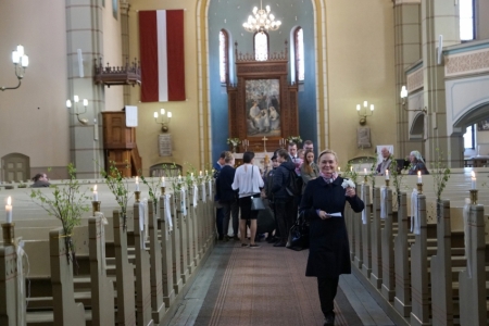 Lieldienu dievkalpojums