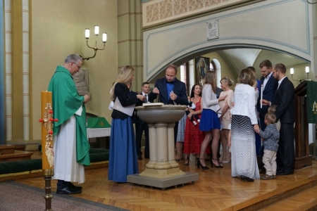 Kristības mūsu draudzē