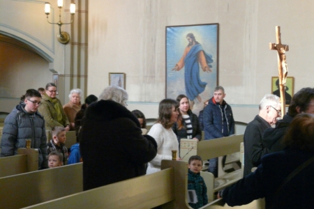 Pūpolu svētdienas procesija