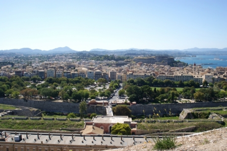 Skats uz Korfu pilsētu